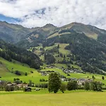 Montana 3* Rauris
