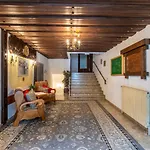 Montana Hotel 3*