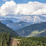 Montana 3* Rauris