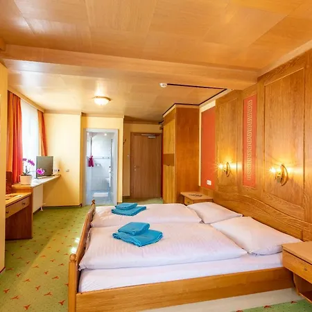 Montana Hotel